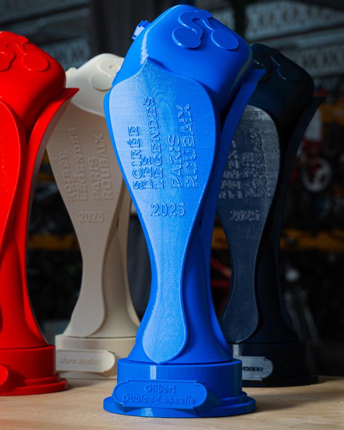 Conception 3D d'un trophée personnalisé Paris-Roubaix par le bureau d'études Dagoma