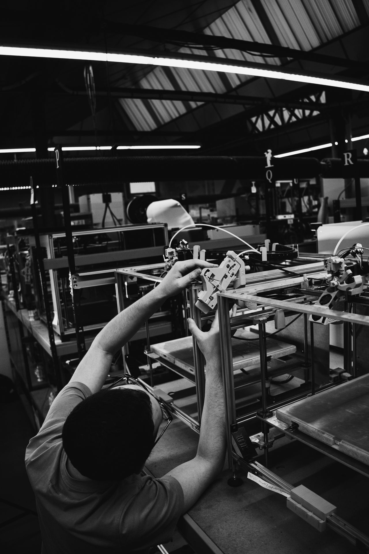 Entre mains et machines