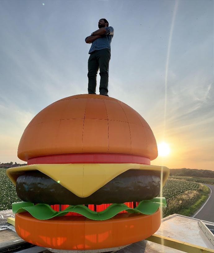 Burger géant le comptoir volant DAGOMA Burger-geant-le-comptoir-volant-dagoma
