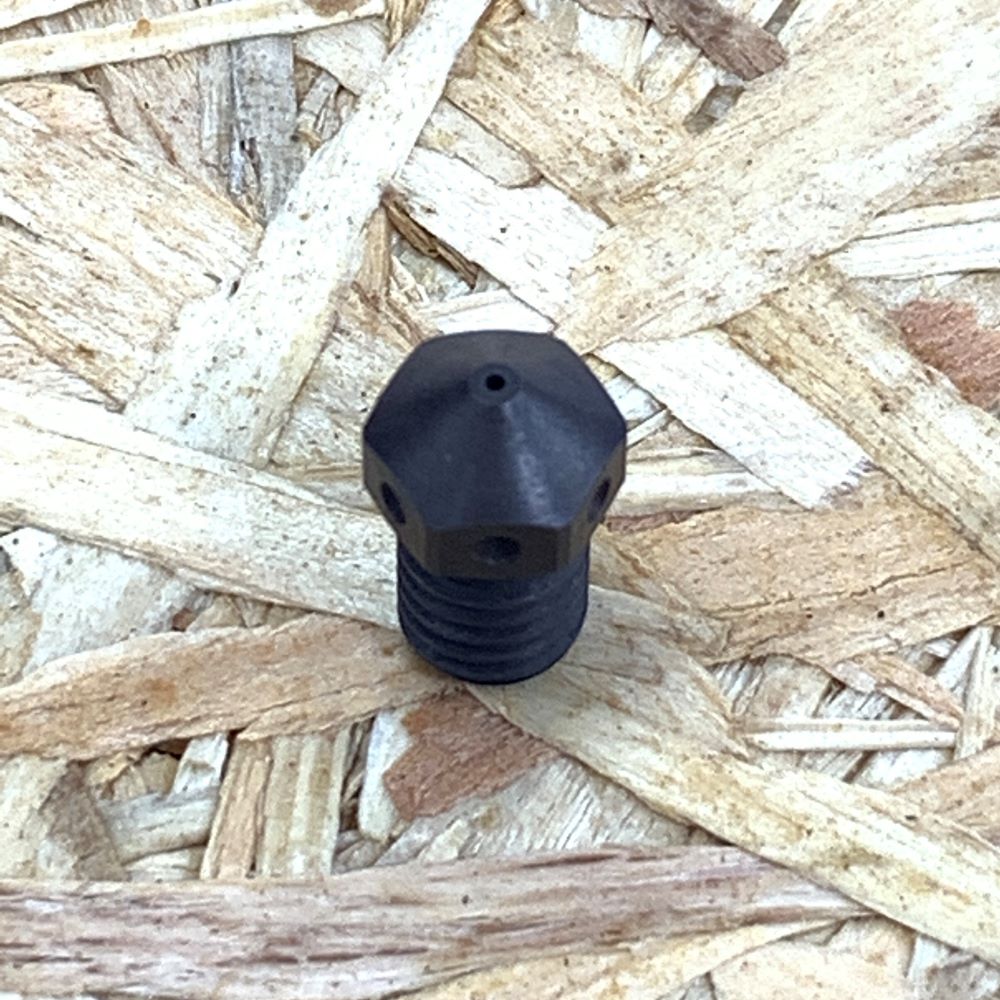 Bec_De_Buse_Acier_Trempe_0.4mm_Dessus