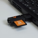 Lecteur-SD-et-carte-SD-8GB