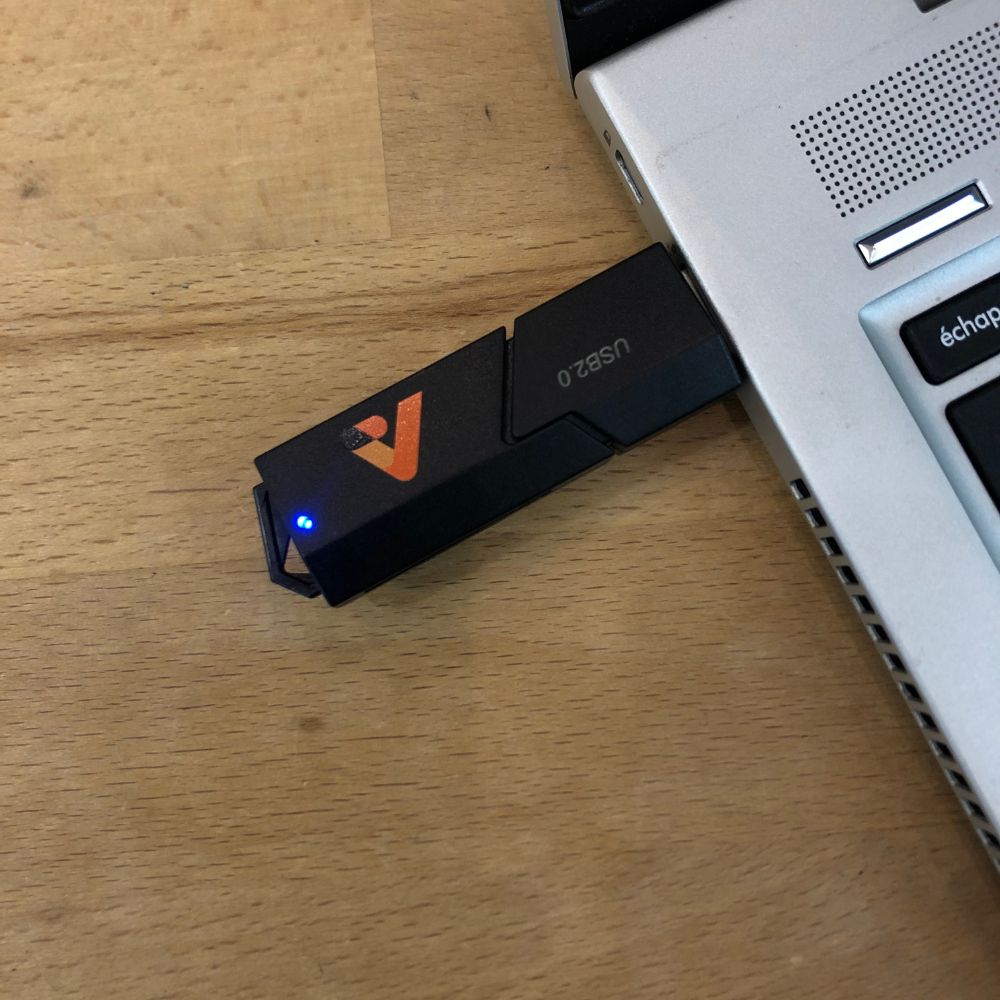 [DKU000168] Lecteur clé SD - Micro SD - USB